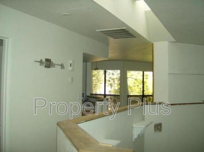 Photo - 3228 W Glendale Ave