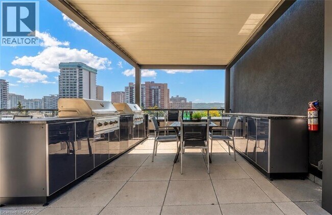 Photo - 15 Queen St S Unit 2105