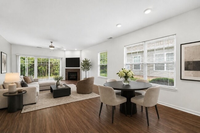 Photo - The Links at CenterPointe Townhomes
