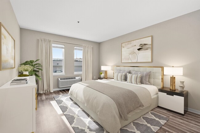 Photo - 905 River Rd