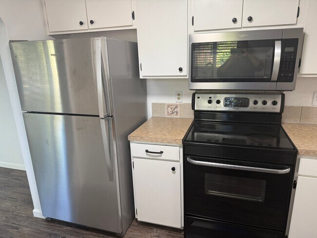 Photo - 2010 N Workland Ln