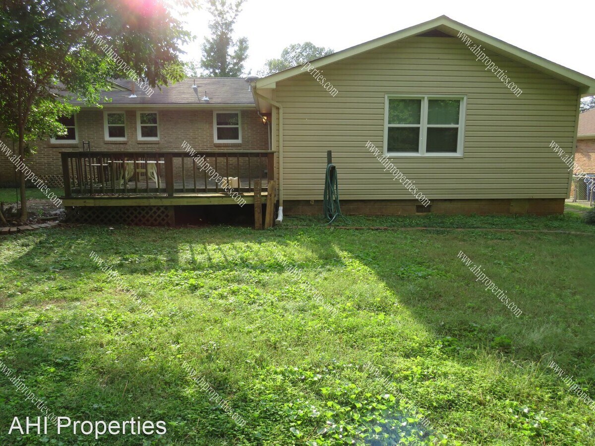 Photo - 3 br, 2 bath House - 7805 Perry Street