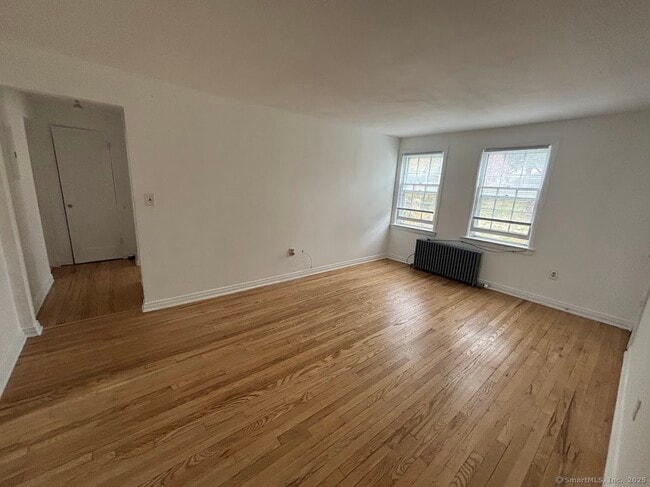 Photo - 5 Clarmore Dr Unidad 2A