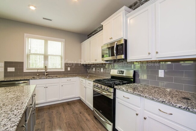 Photo - 550 W Copenhaver Dr