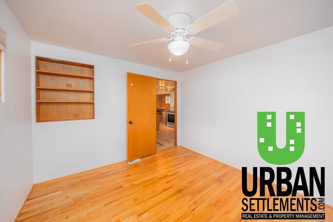 Photo - 3423 S Grand Blvd