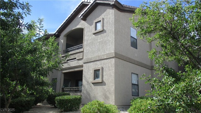 Building Photo - 8250 N Grand Canyon Dr Unit 2140