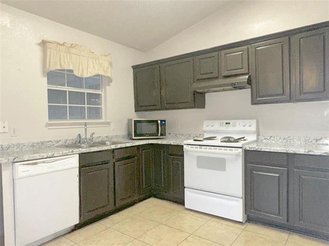 Photo - 769 Windridge Ln