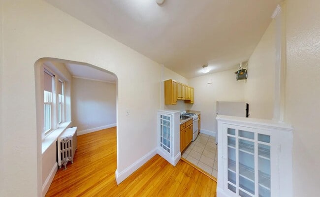 Photo - 1411 Commonwealth Ave