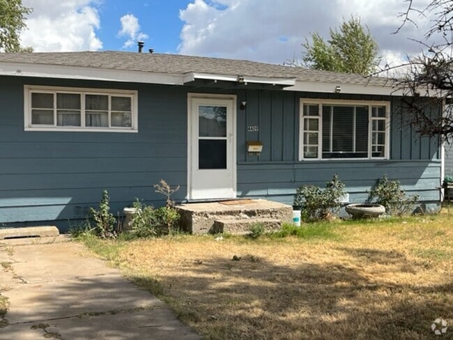 Building Photo - 4409 S Travis St Rental