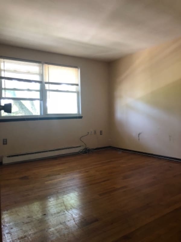 Photo - 381 Mill Rock Rd