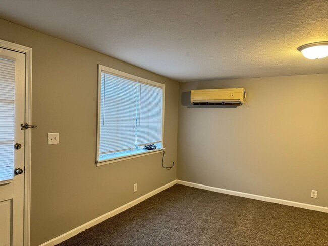 Photo - 507 Baker St Unit B