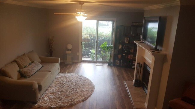 Living Room - 103 Westover Ave Unit 104