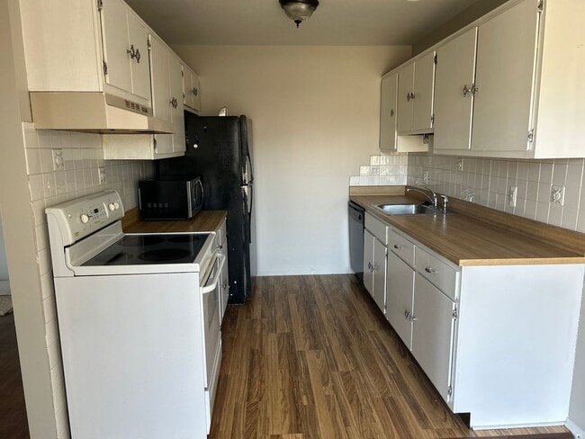 Photo - Two bedroom condo in Chesterfield