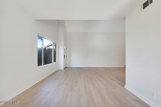 Photo - 170 Spanish Moss Pl