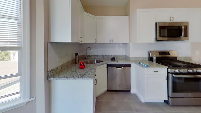 Photo - 119 George St Unit 3