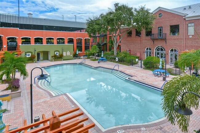 Photo - 1810 E Palm Ave Unit 1117