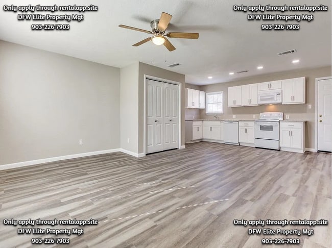 Photo - 3014 Poplar St