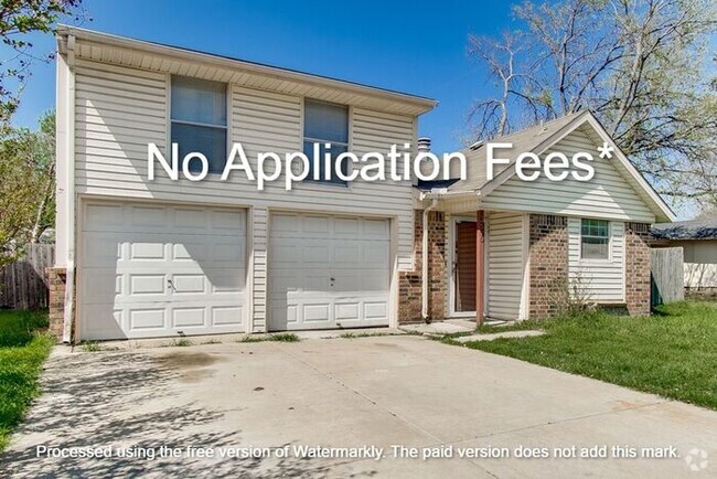 Building Photo - No Application Fees* Rental