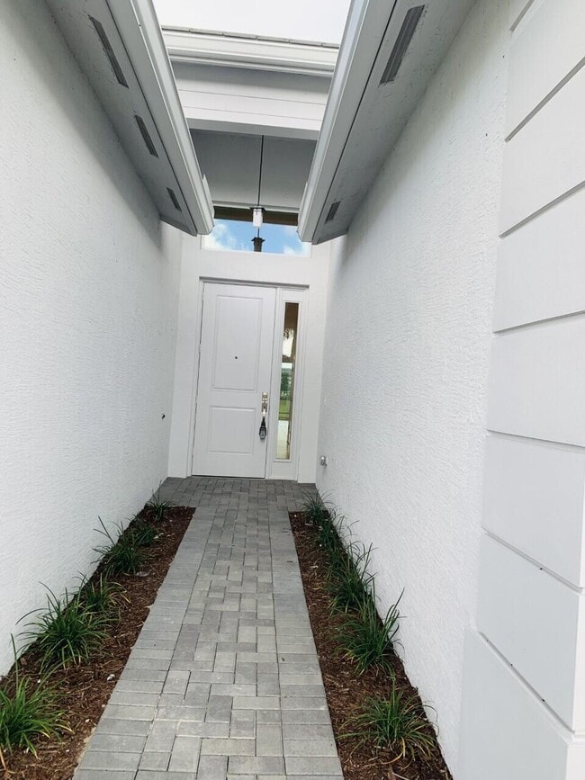 Photo - 11933 SW Poseidon Way