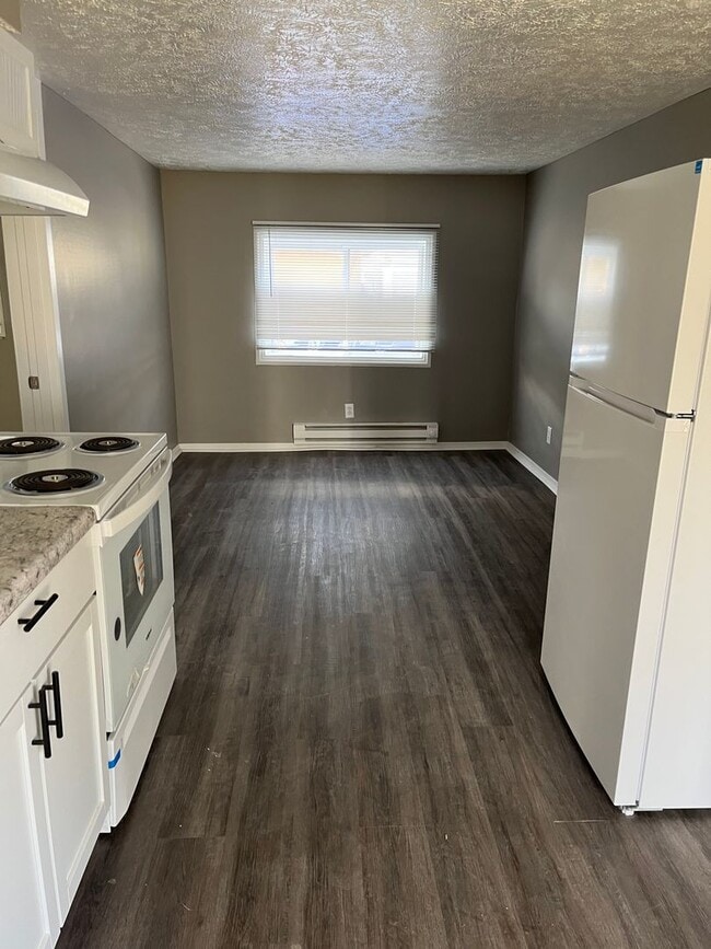Building Photo - 705 S Courtland Ave Unit 703-B South Courtland Avenue Rental