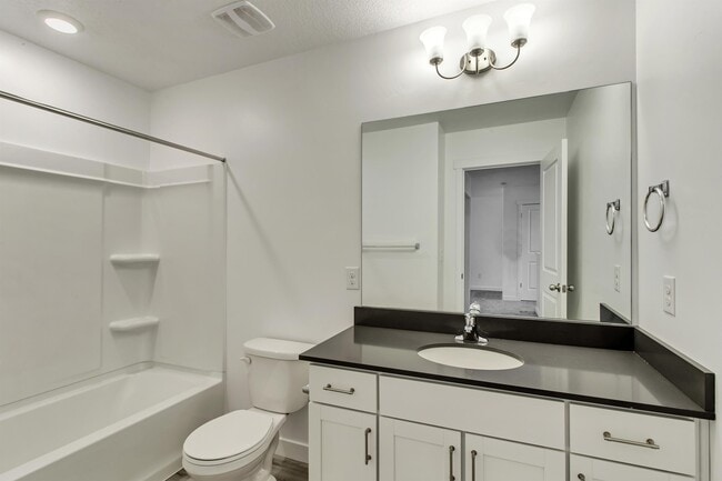 Photo - 869 S Brubaker Way