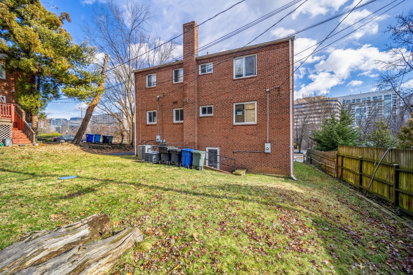 Photo - 2600 S Eads St