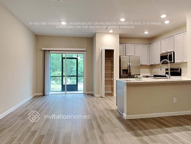 Photo - 13219 Shore Grass Dr