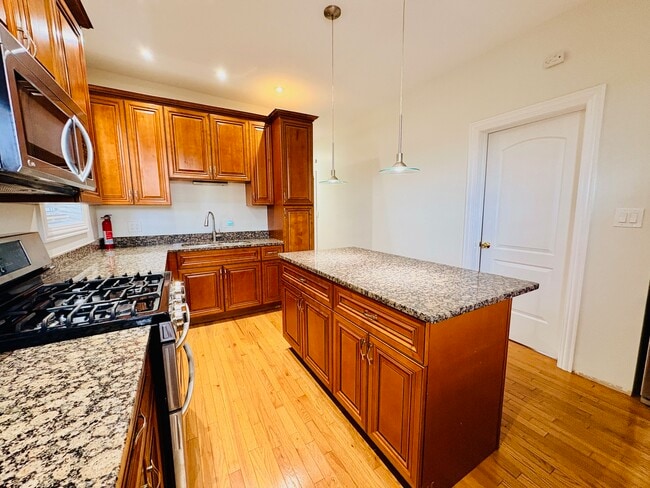 Photo - 3236 W Augusta Blvd Unit 1stFloor