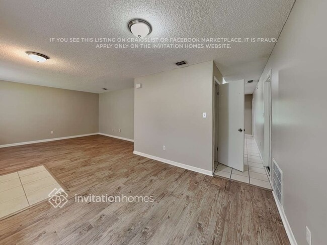 Photo - 633 Alton Rd