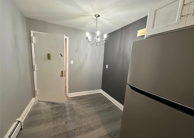 Photo - 18-16 Bell Blvd