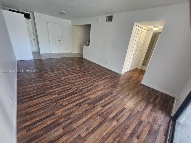 Photo - 211 Lake Pointe Dr Unit 108