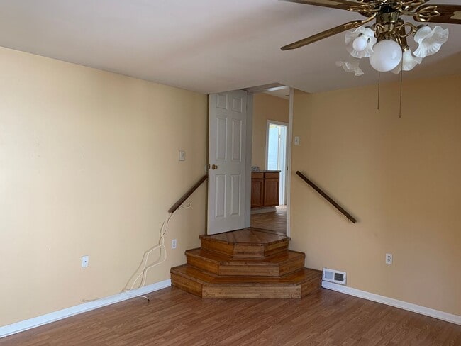Photo - One Level House with Covered Front Porch