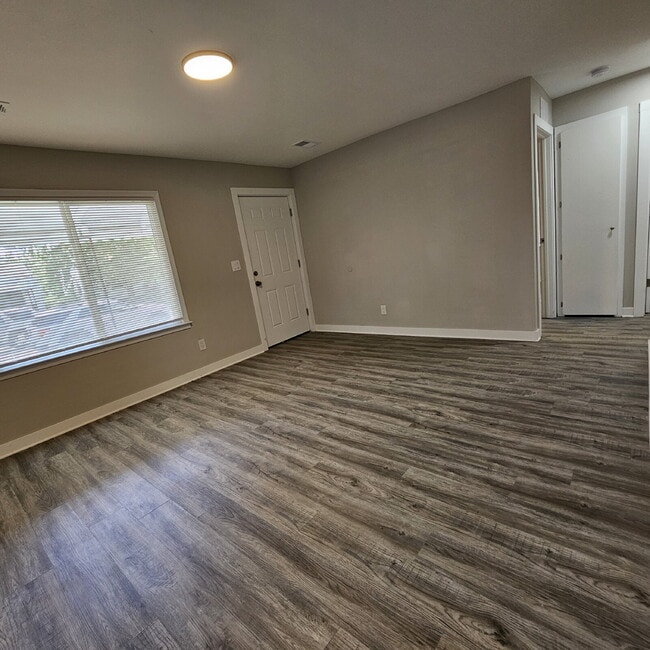 11309 Ford Ave