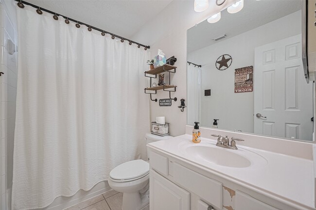 Building Photo - 21506 Avalon Queen Dr