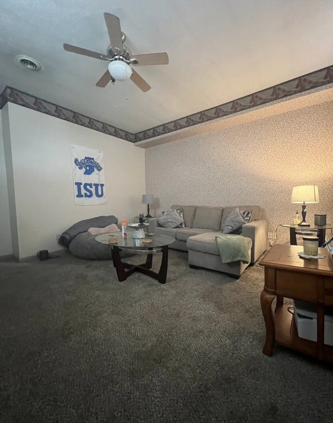 Photo - 933 S 4th St