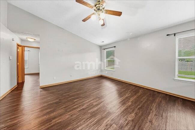 Photo - 1168 Fielding Ln