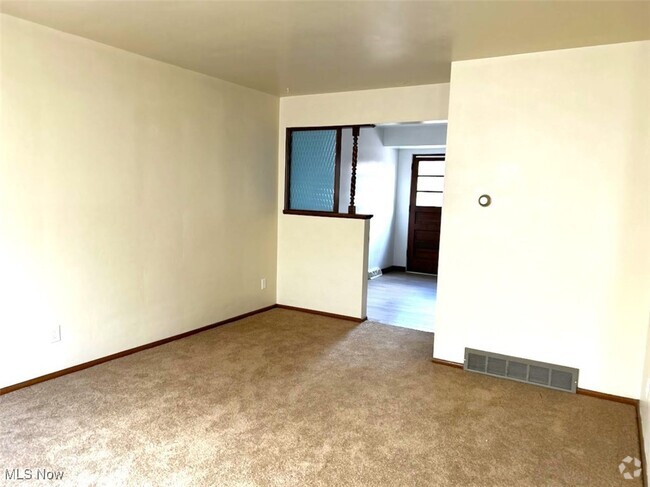 Building Photo - 3601 Beaumont Dr Unit 8 Rental