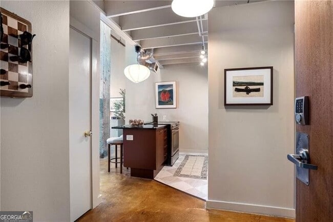 650 Glen Iris Dr NE Unit 31