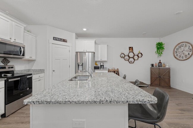 Photo - 6196 Jenks Dr