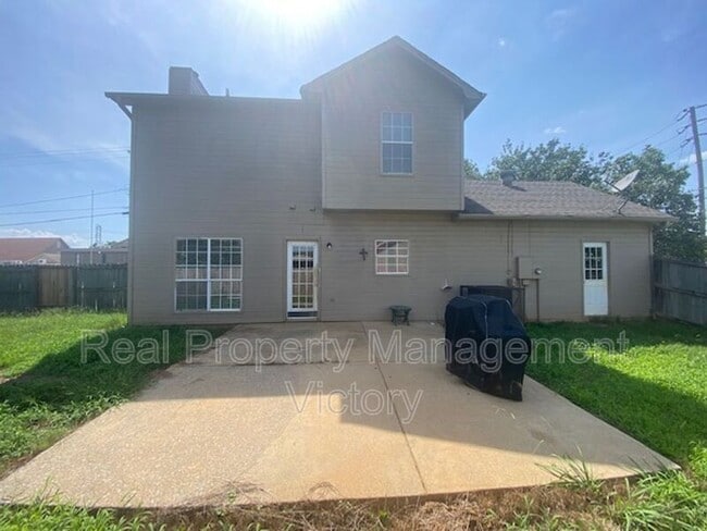 Photo - 1336 Royalty Dr