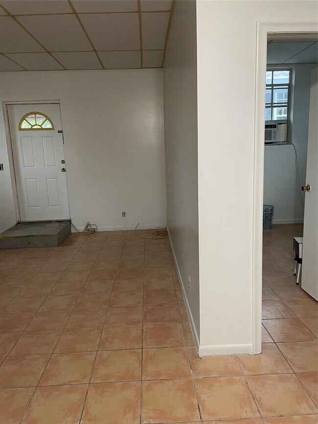 Photo - 1628 McKinley St