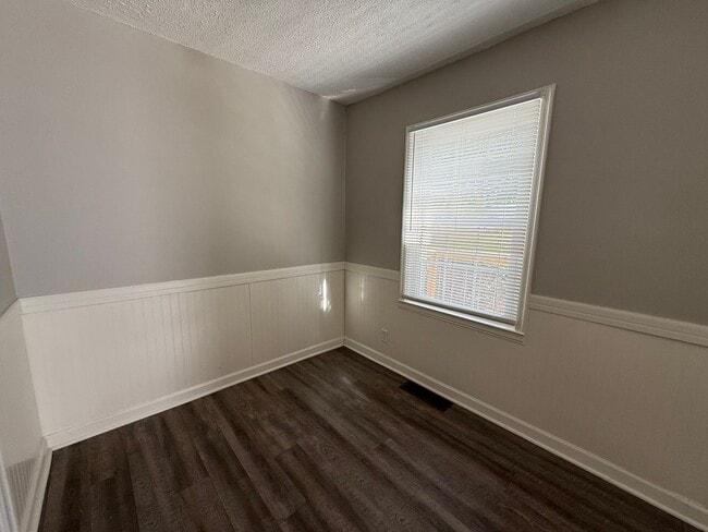 Photo - Edgewood- Renovated - Garage