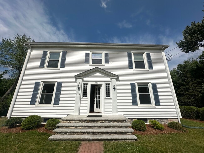 Building Photo - 363 Concord Rd Unit 2
