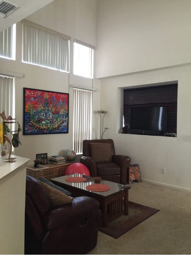 Photo - Great 4 bedroom East Davis home with large...