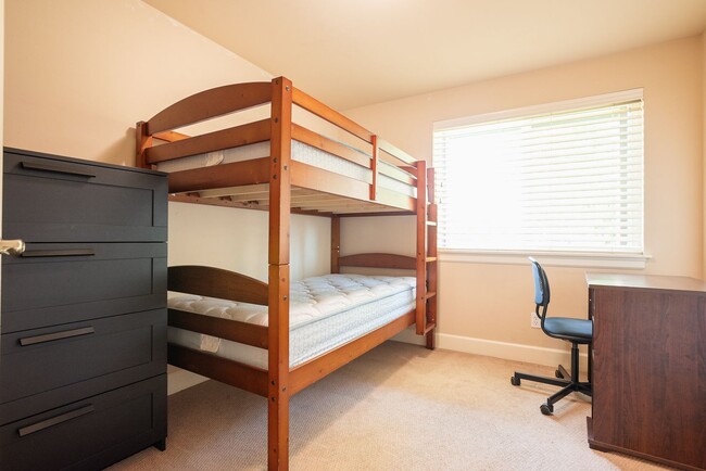 Photo - Queen Anne Townhouse