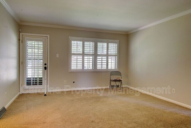 Photo - 6412 Tomahawk Ln Unit Charlotte NC 28214