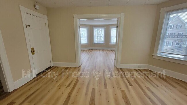 Photo - 414 Cedar St