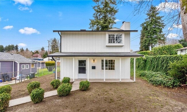 Building Photo - 7245 S Prospect St