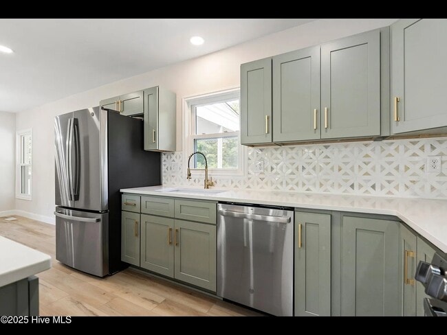 Photo - 109 Inlet Ct