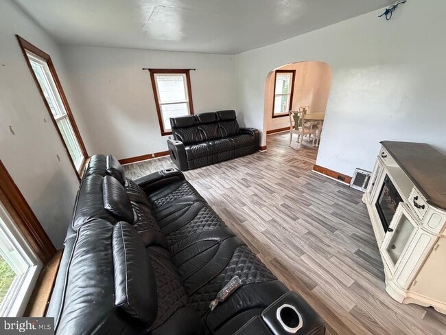 Building Photo - 316 Antietam Dr